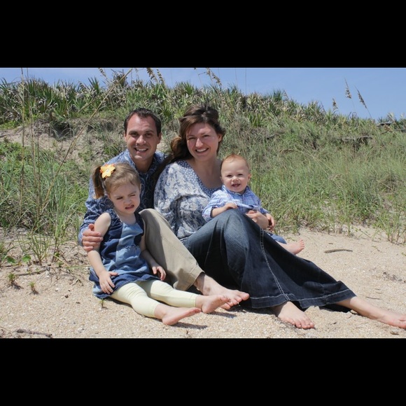 Meet your Posher, Nicole - Picture 5 of 8